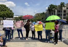 Se manifiestan trabajadores del CENDI Nº1 de Tuxtla Gutiérrez
