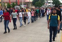 Marchan normalistas en Tuxtla para conmemorar el 2 de octubre