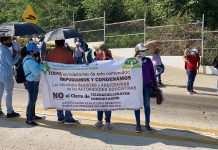 Maestros toma la caseta de Chiapa de Corzo