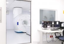 Rutilio Escandón inaugura Resonancia Magnética Nuclear en el Hospital General de Tapachula