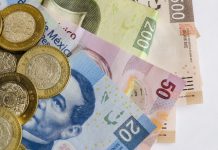 Carlos Morales Vázquez, anuncia incremento salarial a personal del ayuntamiento tuxtleco