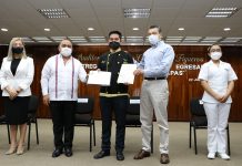 Entregan certificados a estudiantes egresados del Cecyte Chiapas
