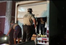 Asegura GN camión con migrantes hacinadas en Las Choapas-Ocozocoautla