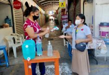 Mercados mantienen filtros sanitarios para prevenir contagios por Covid-19 en Tuxtla