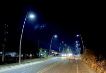 Rutilio Escandón inaugura alumbrado público en camino de acceso al Aeropuerto “Ángel Albino Corzo”