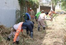 Inician trabajos de retiro de maleza, basura y escombro del río Sabinal del lado poniente de Tuxtla Gutiérrez