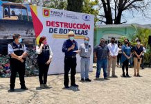 Encabeza Carlos Morales Vázquez la destrucción de botellas para evitar sean rellenadas con bebidas adulteradas