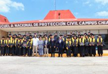 Asiste Rutilio Escandón a ceremonia de graduación de la Escuela Nacional de Protección Civil Campus Chiapas