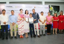 Encabeza Rutilio Escandón Ceremonia de Premiación del XXV Concurso Estatal de Ámbar 2023