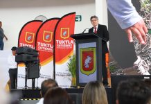 Carlos Morales rinde su segundo informe de gobierno y destaca la reducción de la deuda pública.