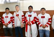 Rutilio Escandón atestigua pacto de unión para impulsar el progreso y mantener la paz en Oxchuc