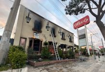Devastador incendio consume el café ‘500 Noches’ en Tuxtla Gutiérrez
