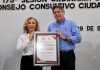 Reconocimiento del INFONAVIT al ayuntamiento de Tuxtla Gutiérrez por reducción de tasa de traslado de dominio