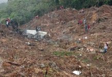 Ocho muertos al caer avioneta en Chiapas