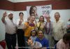 Vecinos de Las Palmas reciben a Olga Luz Espinosa