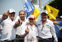 Olga Luz Espinosa acompañó a Paco Rojas a su arranque de campaña