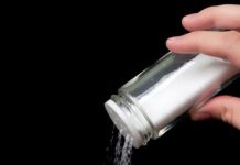 Piden a tuxtlecos evitar el consumo excesivo de sal