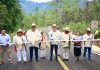 Entrega Rutilio Escandón camino Chanal-La Mendoza que unirá a comunidades indígenas