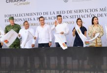 Encabeza Rutilio Escandón entrega de apoyos funcionales y ambulancias a hospitales públicos de Chiapas