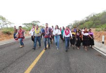 Inaugura Rutilio Escandón construcción del camino Pomposo Castellanos-Eloy Borras Aguilar, en Cintalapa