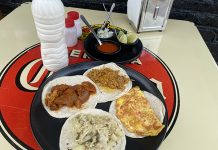 Pega a taquerías el alza al costo del cilantro