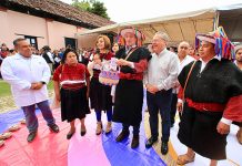 Desde SCLC, Rutilio Escandón inicia entrega de proyectos para huertos escolares y producción de traspatio