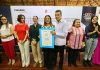 Entrega Rutilio Escandón distintivos Turismo Incluyente y Chiapas Love Inclusive a prestadores de servicios turísticos