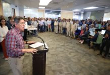 Alcalde Carlos Morales Vázquez entrega reconocimientos por logros destacados en Mejora Regulatoria al personal de SMAPA