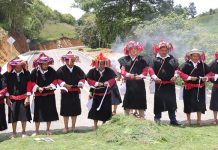 En Larráinzar, Rutilio Escandón moderniza el camino Suytic-Santo Domingo-Muctahuitz