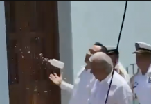 En Veracruz Reciben a AMLO al grito de ¡dictador! y con botellazo