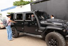 Ministeriales balean camioneta «por error»