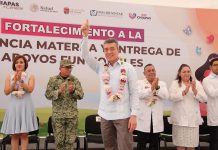 Entrega Rutilio Escandón equipamiento para fortalecer el Banco de Leche Humana del Hospital Regional de Tuxtla