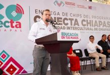 Conecta Chiapas beneficia a más jóvenes con chips de Internet para su desarrollo académico: Paco Chacón