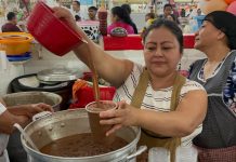 Desangelado día del pozol en mercados tuxtlecos
