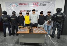 Detienen a cinco con armas y narcóticos en Tuxtla