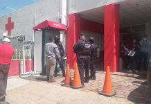 Muere joven electrocutado mientras podaba un árbol en Tuxtla