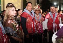 Eduardo Ramírez y Sofía Espinoza honran las raíces chiapanecas con el Ska’k’alil animaetik