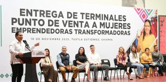 Eduardo Ramírez impulsa el empoderamiento económico de las chiapanecas con herramientas tecnológicas