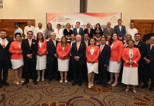 Eduardo Ramírez atestigua toma de protesta del Consejo Directivo del Colegio de Contadores Públicos Chiapanecos