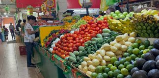 Jitomate y limón encarecen por sequía y heladas