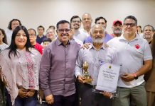 Entregan reconocimiento a Gilberto Aguilar en Congreso del Estado por su trayectoria deportiva