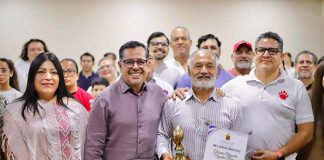 Entregan reconocimiento a Gilberto Aguilar en Congreso del Estado por su trayectoria deportiva