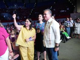 Paco Chacón acompaña la presentación de “Llamarse Olimpia” y refrenda su compromiso con una vida libre de violencia para las mujeres