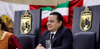 Atestigua Moreno Guillén entrega de la medalla Rosario Castellanos