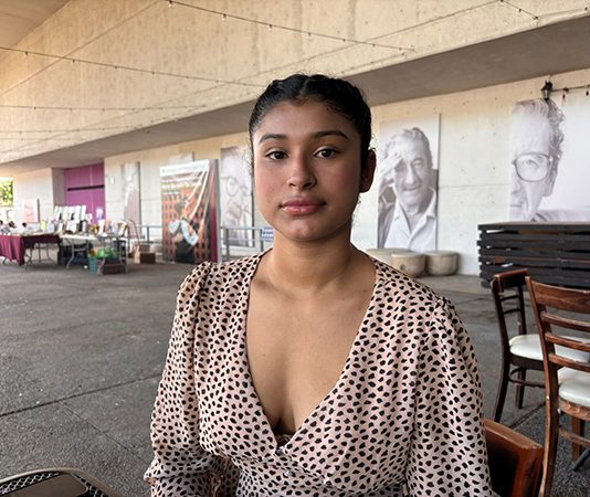 Atleta denuncia despido de entrenador de halterofilia tras pedir apoyo a Bárbara Altuzar La atleta también denunció presuntas carencias en la atención médica para los deportistas lesionados, al asegurar que los estudios de diagnóstico, como radiografías y ultrasonidos, deben ser cubiertos por los propios atletas o sus familias antes de acceder al área de rehabilitación del INDEPORTE. / FOTO: Alfredo Pacheco