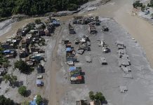 Catástrofe en el Himalaya deja 392 muertos y alrededor de mil 400 desaparecidos