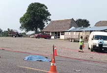 Choque entre motocicleta y unidad OCC en Las Choapas-Ocozocoautla deja un muerto y un lesionado