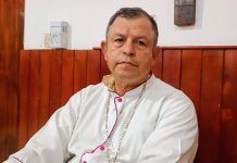 Redes sociales y falta de límites aumentan retos para proteger a menores: arzobispo