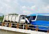 Mortal choque entre camión de pasajeros y un volteo