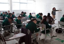 Estudiantes en México obtienen los resultados más bajos en PISA desde 2009